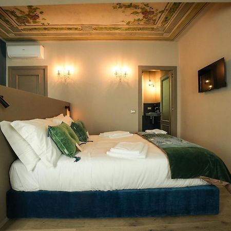 Bed and Breakfast Sant'Eufemia 30 à Modène Extérieur photo